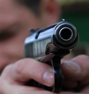 Разозлившийся отец устроил стрельбу в детском саду Кирова