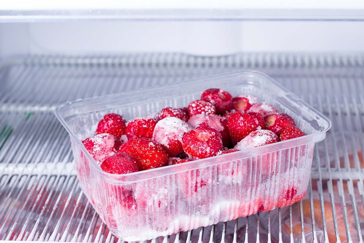 Контейнеры и пакеты для заморозки ягод