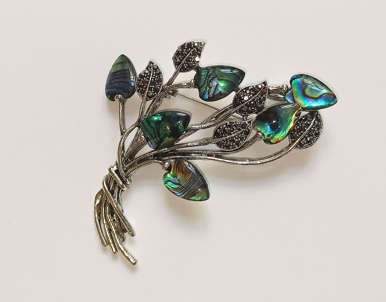 Большое поступление украшений с галиотисом! 