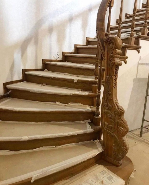 Лестница из массива