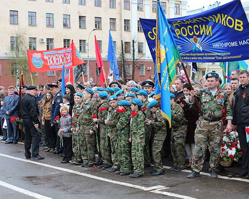 День Победы: сегодня Киров официально стал «Городом трудовой славы»