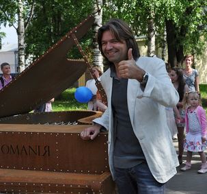 В Кирове появился новый арт-объект - скульптура «Рояль»