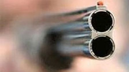 В Кирове вооруженный мужчина ворвался в один из магазинов города