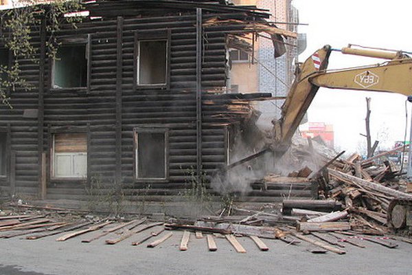 В Кирове снесут деревянные дома напротив Центрального рынка