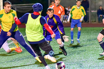 Дождь и ветер не помеха: прошел очередной тур корпоративного Чемпионата по футболу