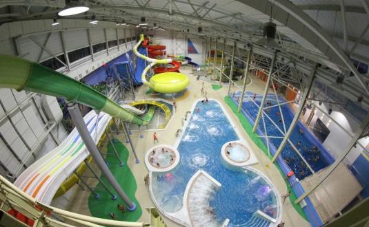 Аквапарк в Кирове ждет гостей по адресу ул. Грибоедова, 15